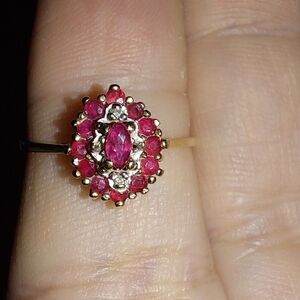 Vintage Ruby Red And Diamond 10k Gold Ring Tested